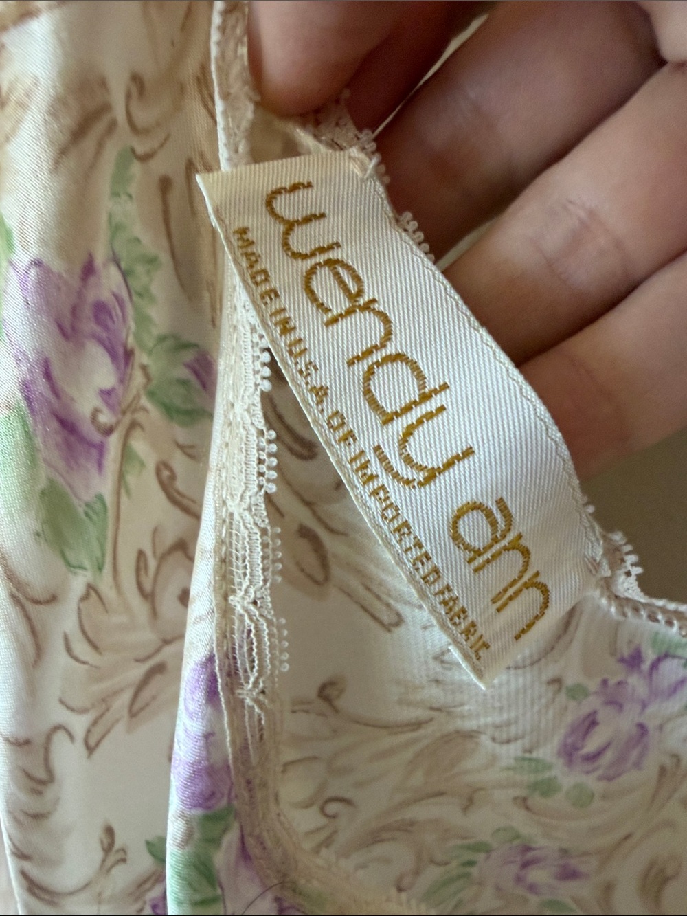 Vintage Wendy Ann Cream and Lavender Satin Lace-Trim Slip - Picture 5 of 5